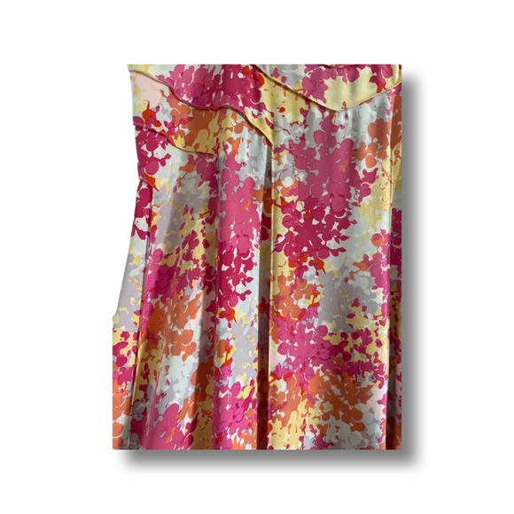 Sexy DVF Floral Cocktail Dress - Picture 2 of 4